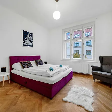 Spacious & Modern By Wenceslas Square Prag